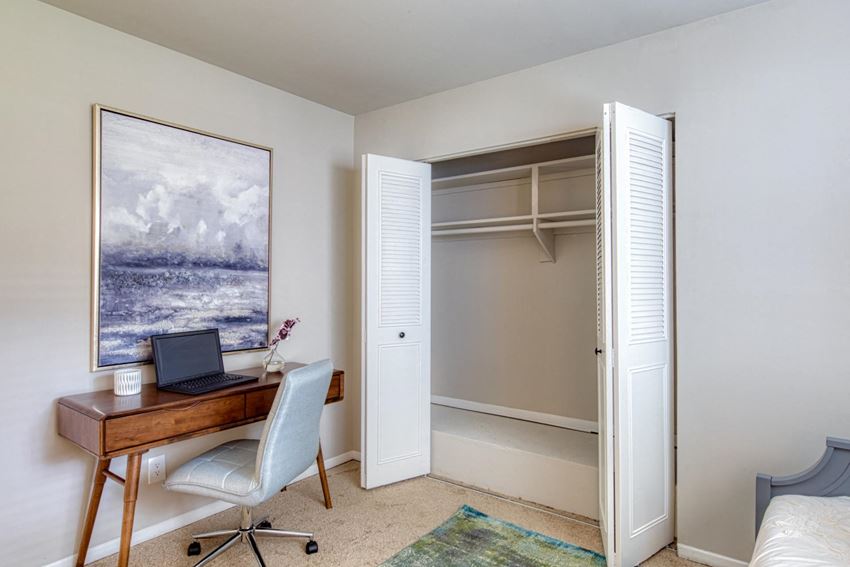 Acclaim At Carriage Hill Apartments, 7050 Coachman Lane, Richmond, VA